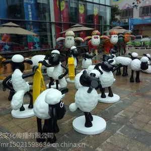 楼盘包装 美陈装饰 玻璃钢卡通模型 小黄人 肖恩杨 熊猫模型