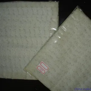 耀华覆膜防水毯 石狮复合膨润土层状防水毯图片