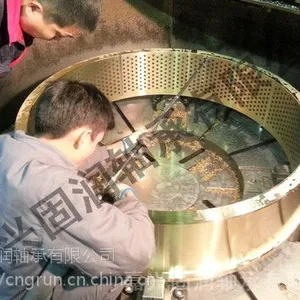 自润铜套，自润轴承