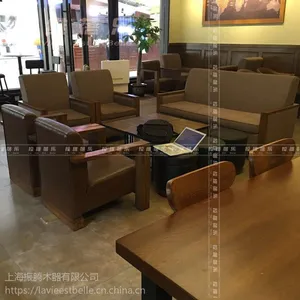上海简约星巴克桌椅 咖啡厅实木家具 西餐厅实木餐桌餐椅 烘焙店餐台椅子