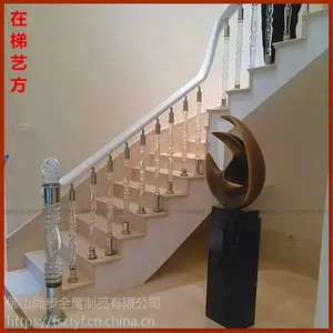在梯艺方 工厂直销亚克力水晶楼梯立柱 护栏立柱