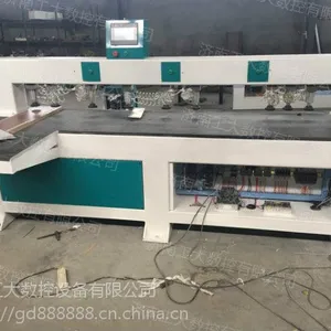 板式家具侧打孔专用机器-济南工大红外线数控侧孔机