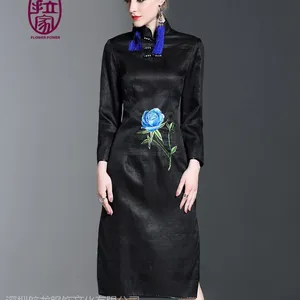 供应:女装旗袍价格,礼服定制,加工定制 手工旗袍 真丝旗袍 刺绣旗袍 唐装价格 旗袍价格