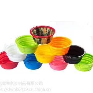 一款适合汪星人外出的便携碗