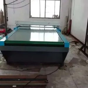 保定uv光油淋幕机价格 河北石塑板,竹木纤维板uv光油淋涂流水线厂家