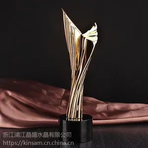晶盛水晶金属奖杯促销礼品奖杯家居摆件厂家批发