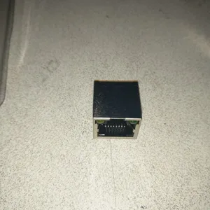 FC601-56S-LED RJ45带灯带外壳 拔口朝上 单口