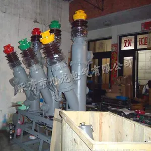 浙江川龙电气LW8-40.5/1600-31.5六氟化硫断路器,35KV SF6断路器瓷柱