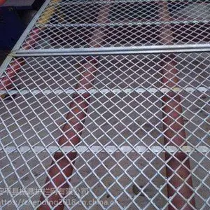 钢板网护栏 振鼎 厂家直销 护栏网厂家 护栏网价格 菱形微孔钢板网 钢板网报价 钢板网厂