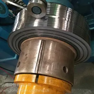 钢带绕带机