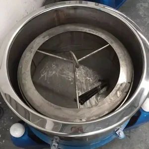 工业离心脱水机\三足平底式工业甩干机\工业离心脱水机厂家-南通航星洗涤机械有限公司