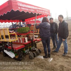 玉米移栽机结构合理高产高效造型美观山东田耐尔您的