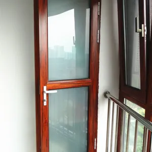 山东华建铝业户外4D防晒手感木纹LV-70断桥铝门窗