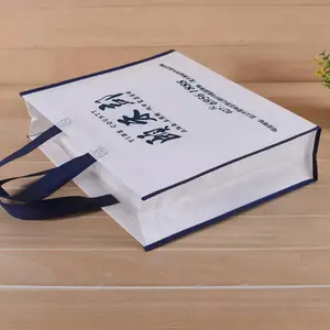 昆明广告袋教育机构使用的路边随手发的宣传袋定做