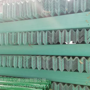厂家直销 大产能 当天发货 喷塑护栏板公路防撞护栏板波形护