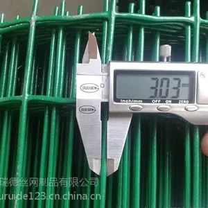 福瑞德绿色圈山铁丝围栏现货联系:15131879580