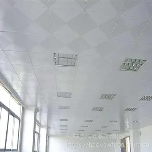 �Ϸʺ����ƶԽǳ�����컨�����Ǯһƽ�ף�