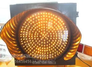 阳江市太阳能LED黄闪灯/加慢字 阳江黄闪灯厂家