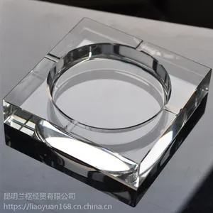 茶几上的主角——精致高雅的水晶烟灰缸