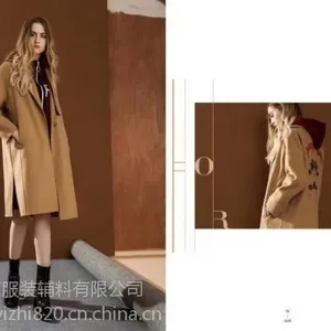 Ļ�����ֻ����ֿ�ʽ���ַ������޴��±����߶�Ůװ�����г��ӱ�