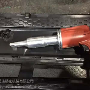 机器人汽车保险杠雷达支架超声波穿刺焊接机