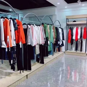 千百惠女装***尘色欧时力女装***品牌折扣女装店***