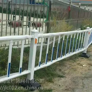 清远公路护栏参数波形防撞护栏高速护栏板栏杆厂家
