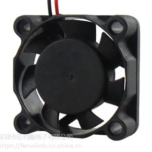厂家供应3010直流小风扇 电压3.5V 5V 12V 可以定制
