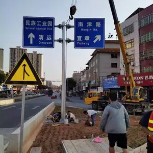 海南悬臂式F型交通标志杆交通路牌制造厂家