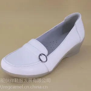 供应福建骆驼伙伴鞋服MG CAMEL***护士鞋医院工作鞋气垫休闲女鞋特色鞋单鞋定制