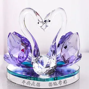 国韵工美个性水晶摆件定制,水晶雕饰批发、天然水晶球摆饰