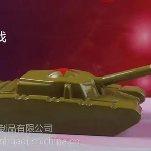 坦克造型酒瓶 坦克军事酒瓶 坦克军务酒瓶系列