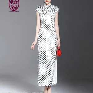 供应:旗袍定制,礼服定制 手工旗袍 真丝旗袍 唐装价格 女装价格 旗袍价格