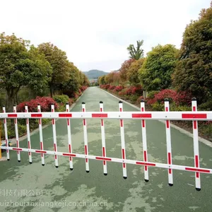 ����ͣ��������ʶ���շ�ϵͳѧУ������С��ͨ��բդ��