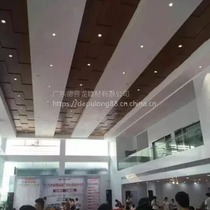 ����ک��4S��չ������ľ��1.5����Ļǽ����������