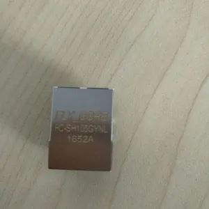FC-SH105GYNL RJ45带灯带外壳 拔口朝上 单口