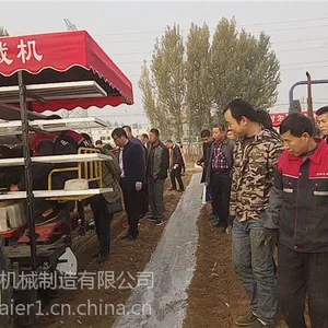 研发新款载苗神器质量好效***甜叶菊移栽机宁津田耐尔