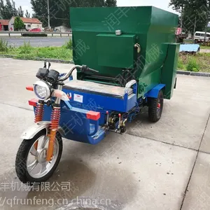 甘肃农村养羊颗粒撒料车 润丰 效***模样抛料车
