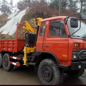 东风天锦6×6驱动越野车随车吊运输车