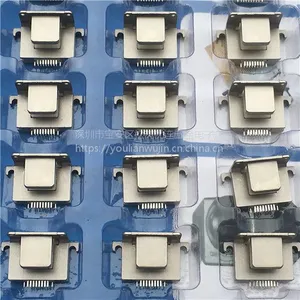 ƻ�����ж���һ8P��ĸһ��iPhone��ͷ+ĸ��������ز���ph2.9-3.1