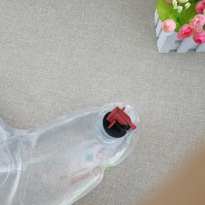 ���Ҷ���͸�����κ�ƴ� 3L����Һ���װ�� ��ھ�����ʽ���������