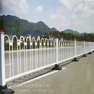 城市市政道路护栏 圆钢京式隔离栏 城市机非栏杆