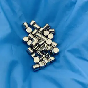 ��������׽�������������Ʋ��ϸߴ�����Pt����в�