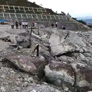 �е¶��� ������̼������ ��ɽ���ɶ�����̼���� ��������