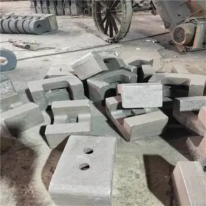 600型冲击式破碎机节能耐磨高铬铸铁合金方锤板凳锤
