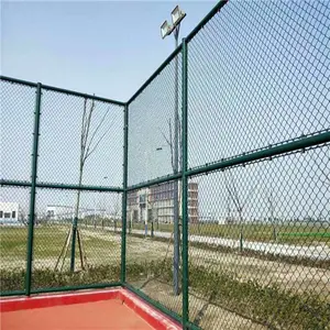 学校体育场护栏网 小区运动场围网 支持包工包料