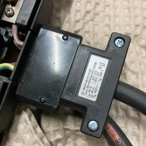 供应 VAHLE 配件集电器 SA-KSWS4/40-1HS28-60