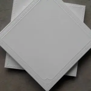 铝扣板吊顶价格 600×600滚涂铝天花吊顶，耐衰变