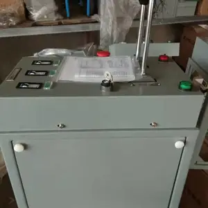 ��������̨QT5-121/77���������ػ��г��е��쳵����̨