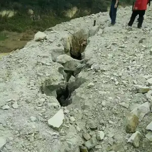 鸿源气体爆破设备,二氧化碳矿山开采设备,气体爆破设备多钱